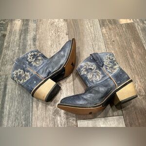 Laredo Women’s Sapphyre Blue/Gray Embroidered Cowboy Booties Women’s Size 6M